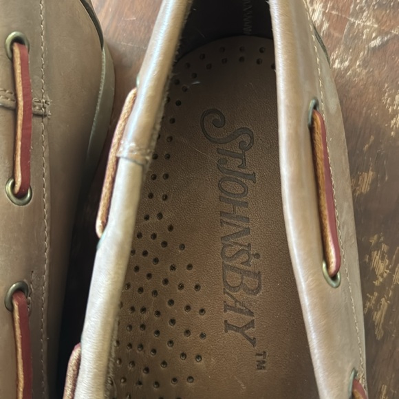 New With Out Box Never Worn Brown St. John’s Bay Boat Shoes. Size 9 1/2. - Picture 4 of 7